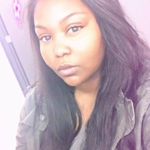 Meet your Posher, Alysha